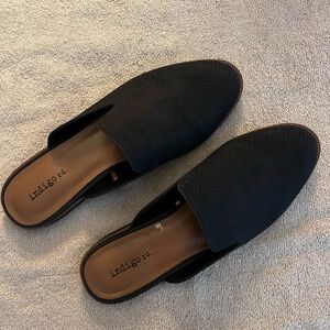 Black Mules